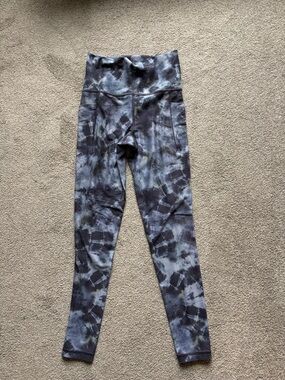 Athleta Salutation Stash 7/8 Leggings - XXS